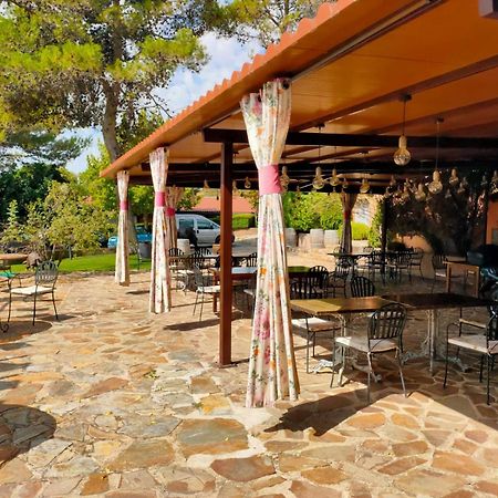 Bungalow Infanta Torrelaguna Buitenkant foto